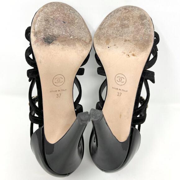 Chanel Black Velvet Patent Leather Buckle Strappy Logo Sandals – Size 37 - Picture 8 of 10